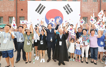 대한민국, 그 위대한 여정의 70년