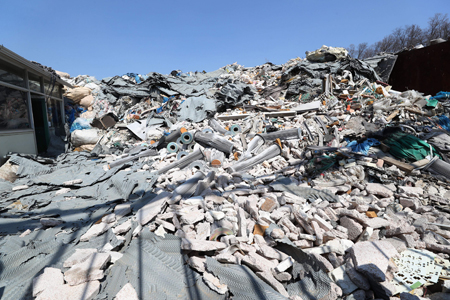 폐기물 처리 시스템 고장, 전국 곳곳이 쓰레기 산