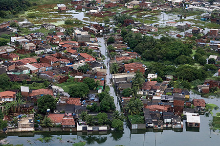 계속된 폭우에 침수된 브라질의 주택들