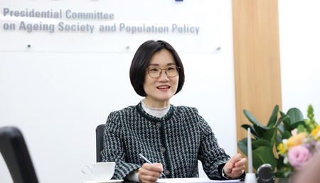 미래지향적 양육문화 인식 확산 노력… “한국만의 모델 모색해야”