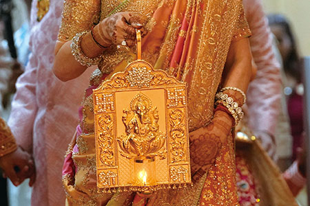 인도 재벌 막내아들 결혼식, 규모도 비용도 시간도 입이 ‘떡’… 그들의 결혼식엔 특별한 것이 있다