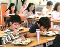 [뉴스 브리핑]초등생 급식 너무 짜다