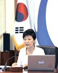 [뉴스 브리핑]박 대통령 “교육·문화·사회 부총리 만들 것”