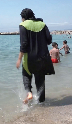 [뉴스 쏙 시사 쑥]프랑스 휴양도시 해수욕장 ‘부르키니’ 금지