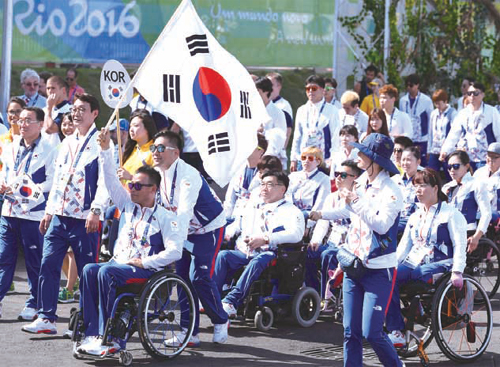 [한자뉴스]리우 도착한 패럴림픽 한국선수단