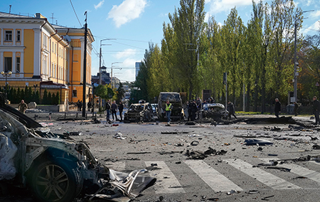 러시아, 우크라이나에 보복… 70여 일 만에 키이우 공습