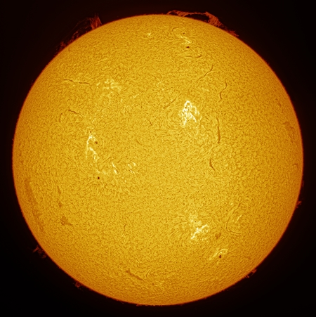 [오늘의 뉴스]태양에 주근깨가 있네... 올해 최고의 천체사진은?