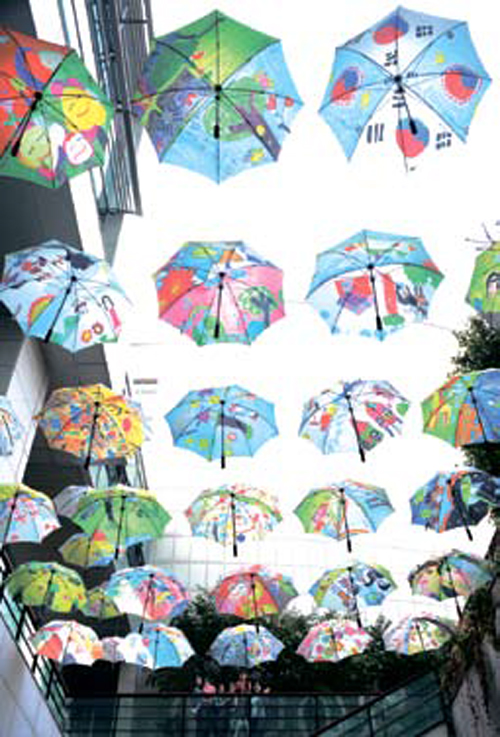 [한자 뉴스]알록달록 우산