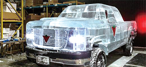 [뉴스 브리핑]얼음으로 만든 자동차 ‘씽씽’